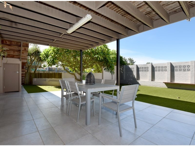 16 Blue Hills Drive, Rangeville QLD 4350