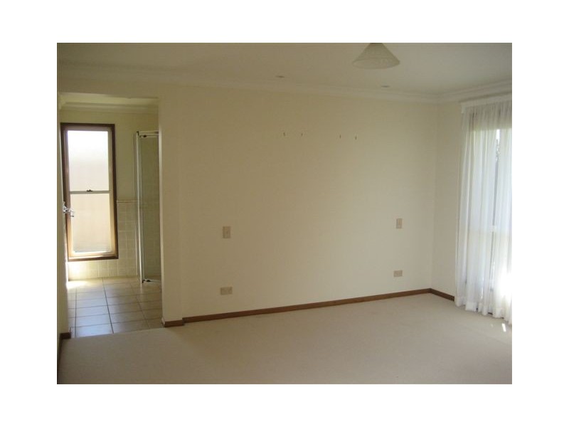 349 Ramsay Street, Middle Ridge QLD 4350