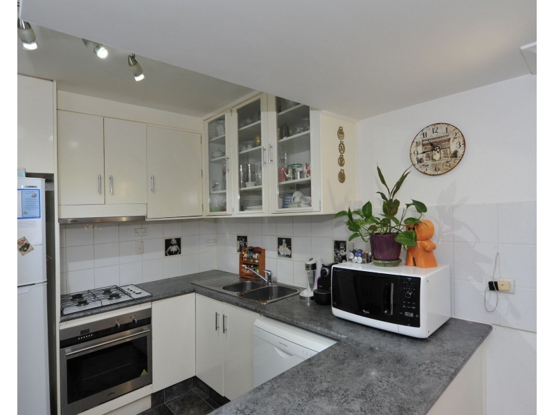 16/173 North Street, Rockville QLD 4350