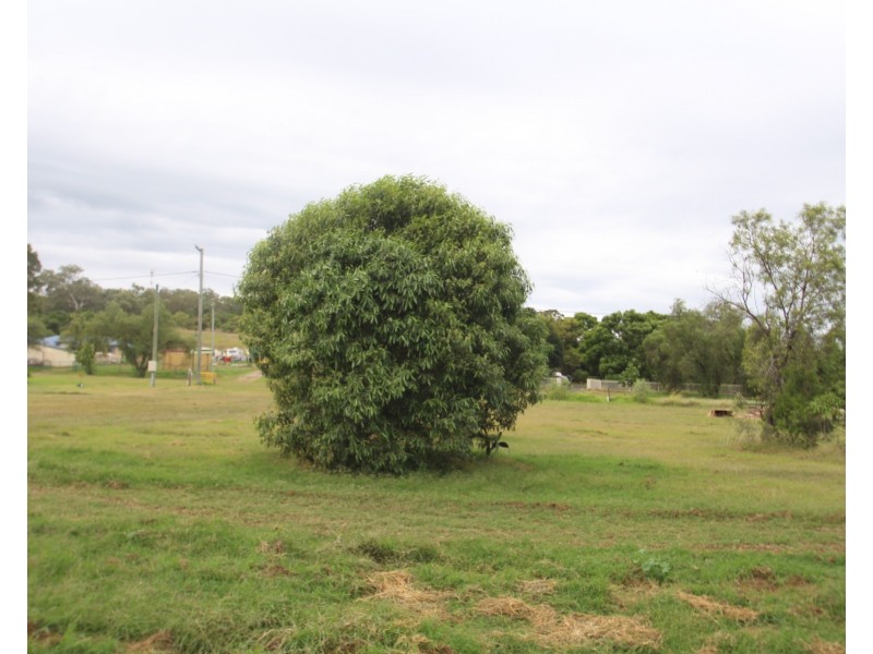 29 Goombungee Road, Kingsthorpe QLD 4400