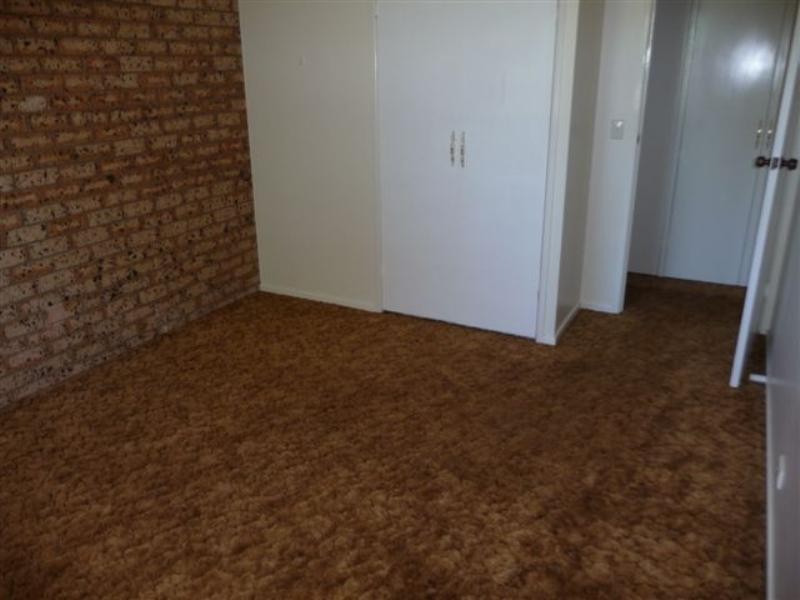 2/88 Anzac Avenue, Newtown QLD 4350