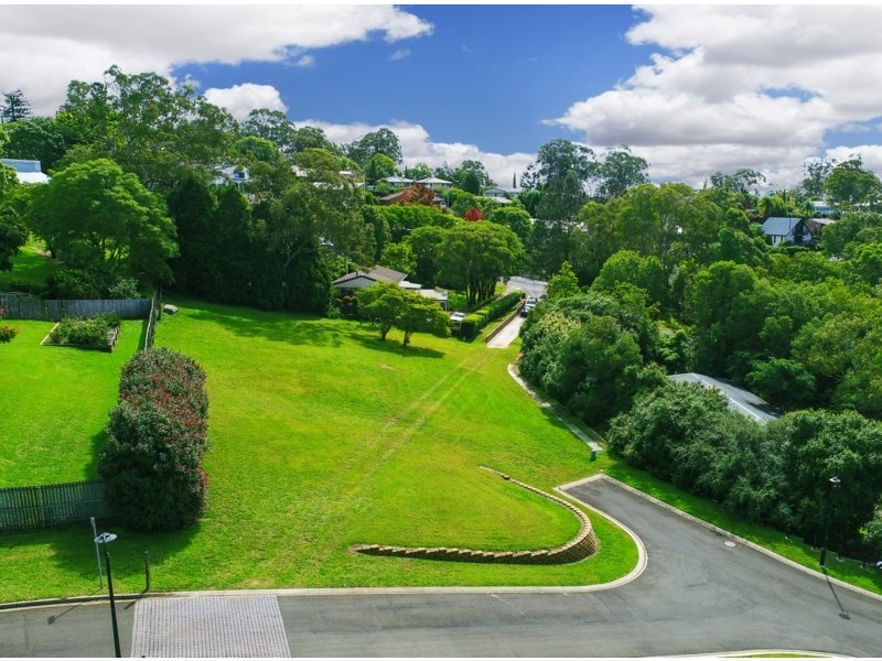 5/5a Alymer Cresent, Prince Henry Heights QLD 4350