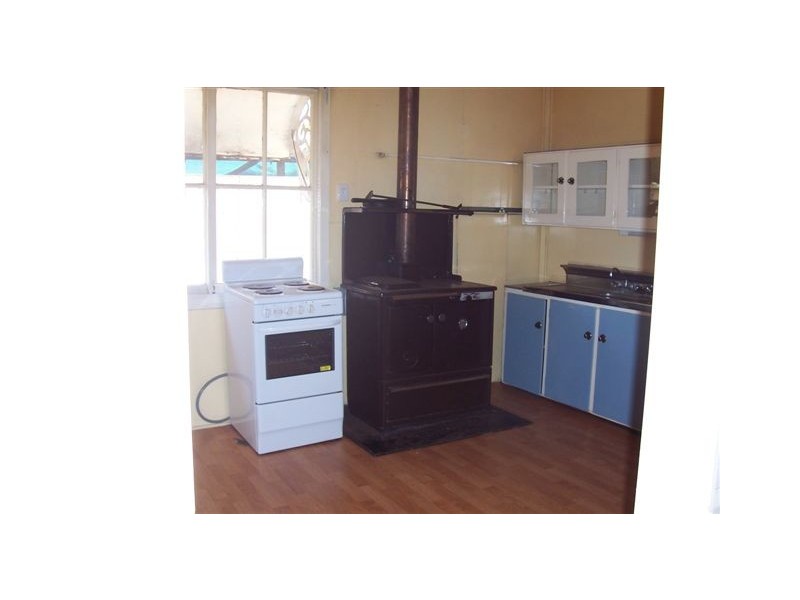 16 Gordon Street, Toowoomba QLD 4350