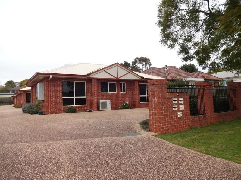 1/6 Victory Street, Newtown QLD 4350