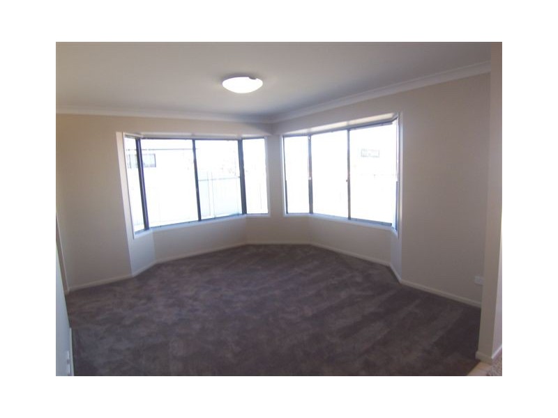 143 Main Street, Westbrook QLD 4350