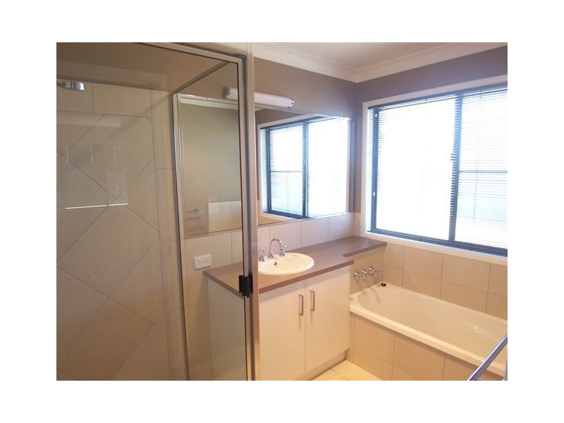 143 Main Street, Westbrook QLD 4350