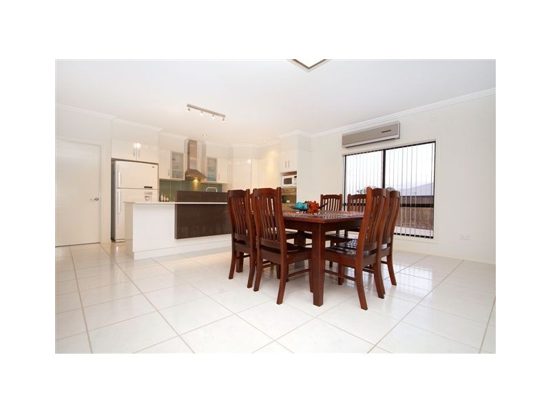 44 Holly Avenue, Highfields QLD 4352