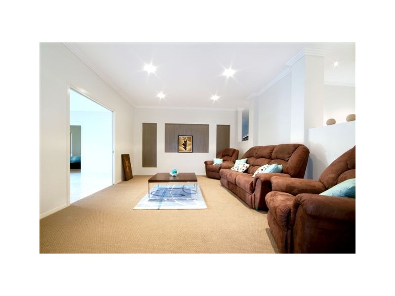 44 Holly Avenue, Highfields QLD 4352