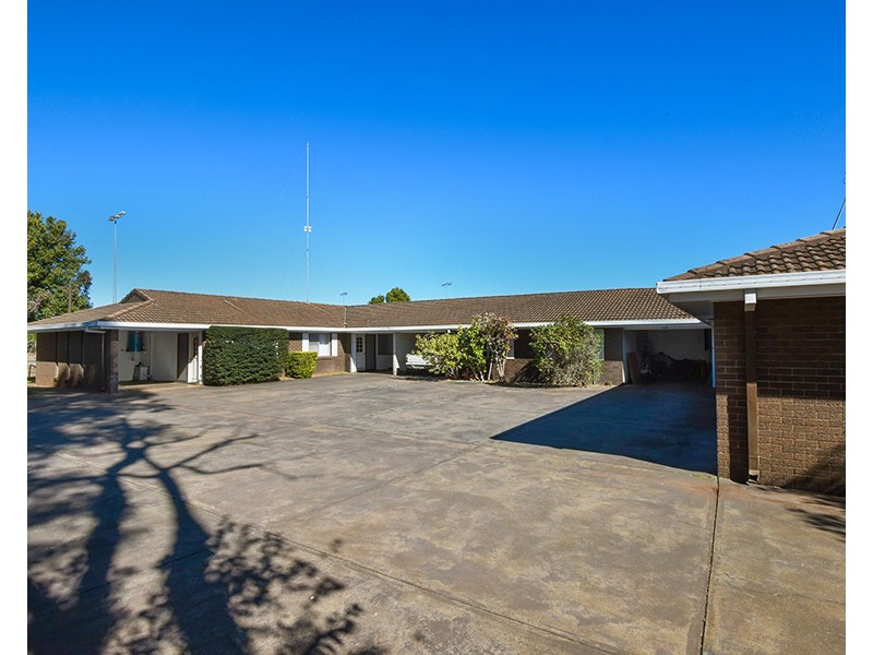 327 Hume Street, South Toowoomba QLD 4350