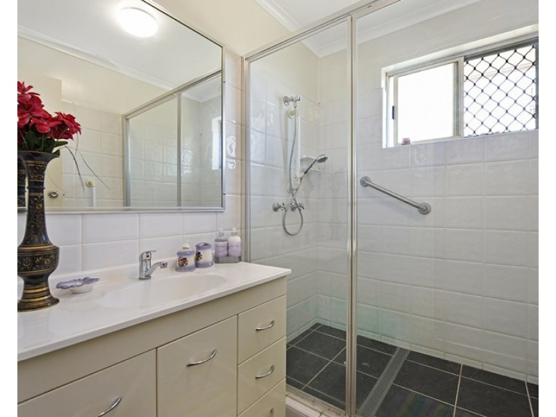 327 Hume Street, South Toowoomba QLD 4350