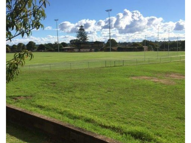 327 Hume Street, South Toowoomba QLD 4350