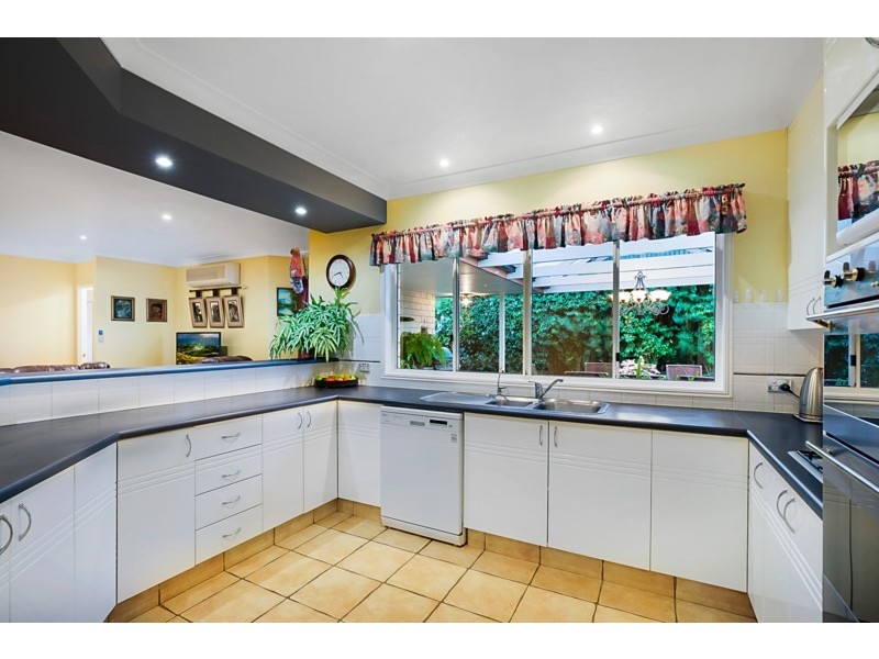 5 Paddington Court, Middle Ridge QLD 4350