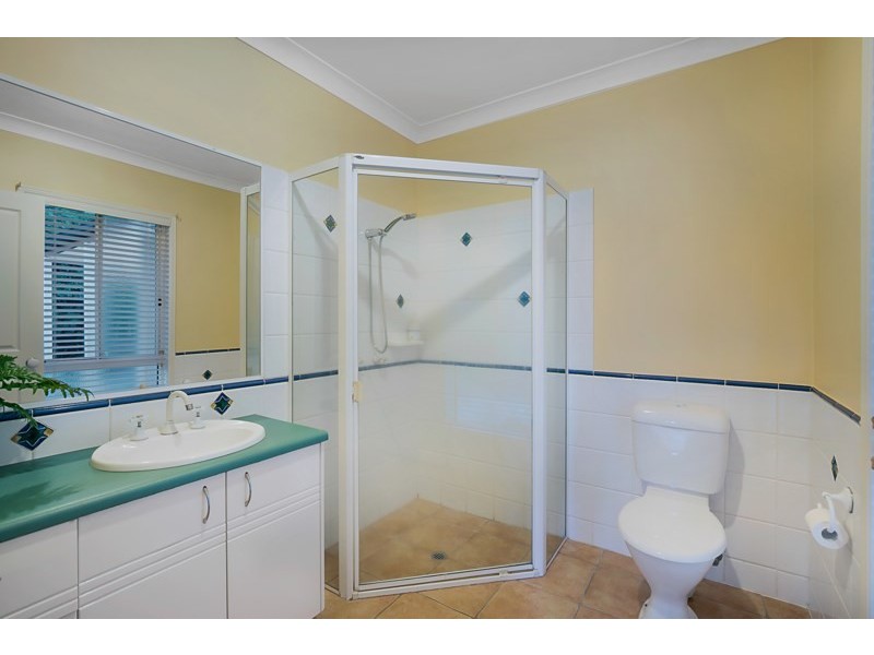 5 Paddington Court, Middle Ridge QLD 4350