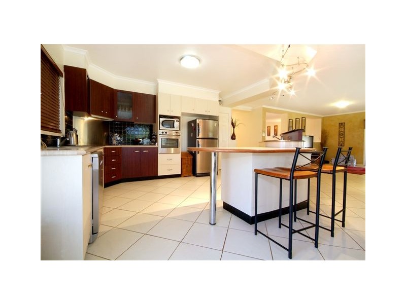 11 Norman Court, Westbrook QLD 4350