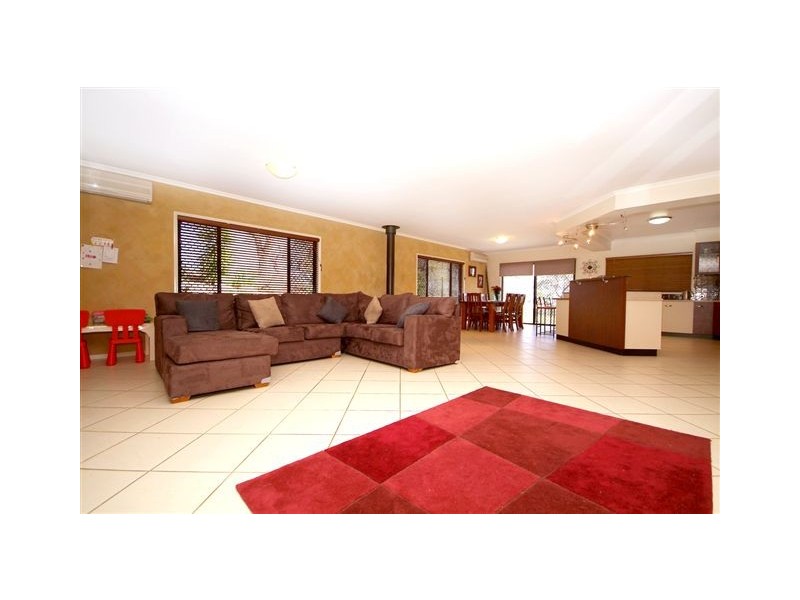 11 Norman Court, Westbrook QLD 4350