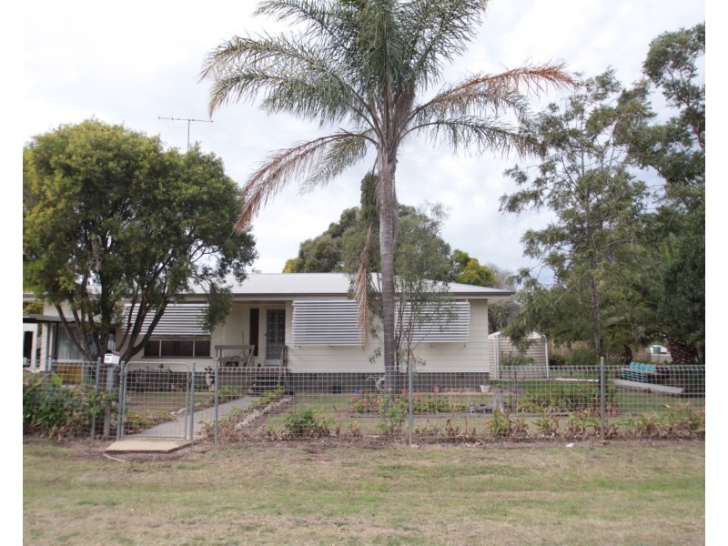 64 Goombungee Road, Kingsthorpe QLD 4400