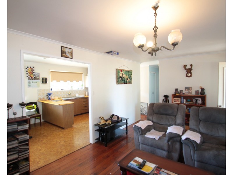 64 Goombungee Road, Kingsthorpe QLD 4400