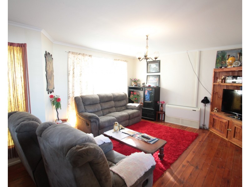 64 Goombungee Road, Kingsthorpe QLD 4400