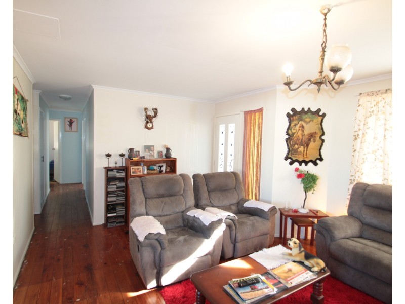 64 Goombungee Road, Kingsthorpe QLD 4400