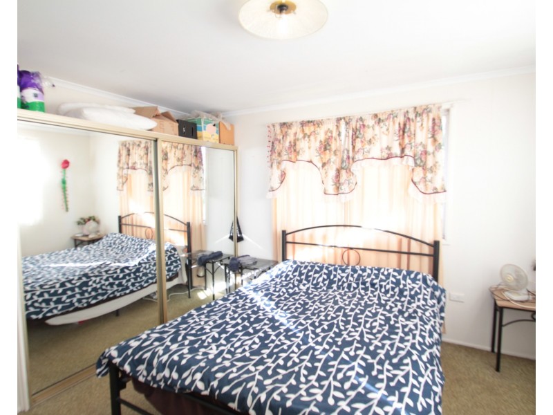 64 Goombungee Road, Kingsthorpe QLD 4400