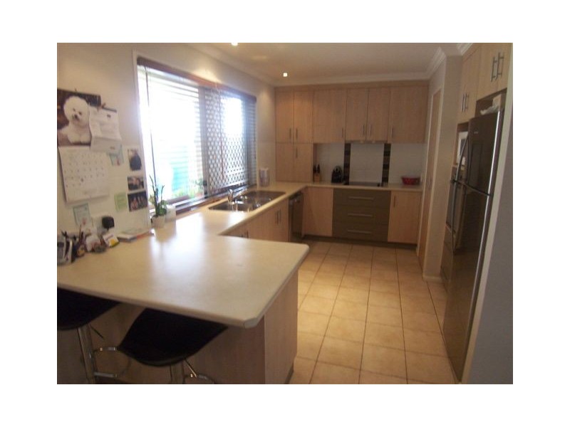 35 Hinchcliffe Drive, Kearneys Spring QLD 4350