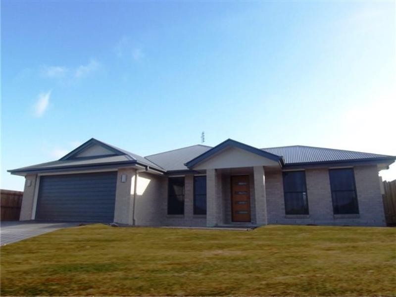 19 Barambah Street, Glenvale QLD 4350