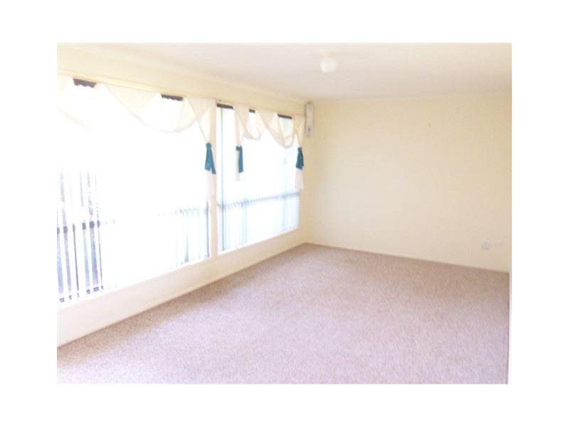 33 Poinciana Street, Newtown QLD 4350