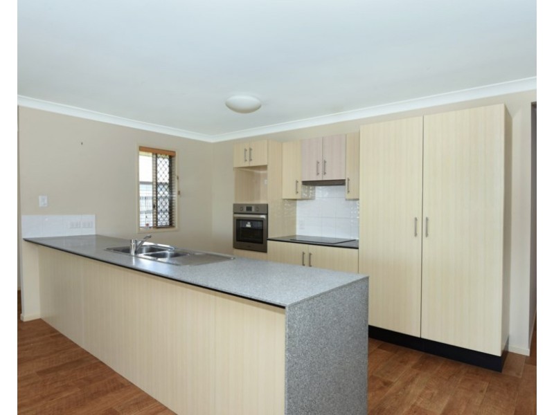 11 Quail Crescent, Highfields QLD 4352