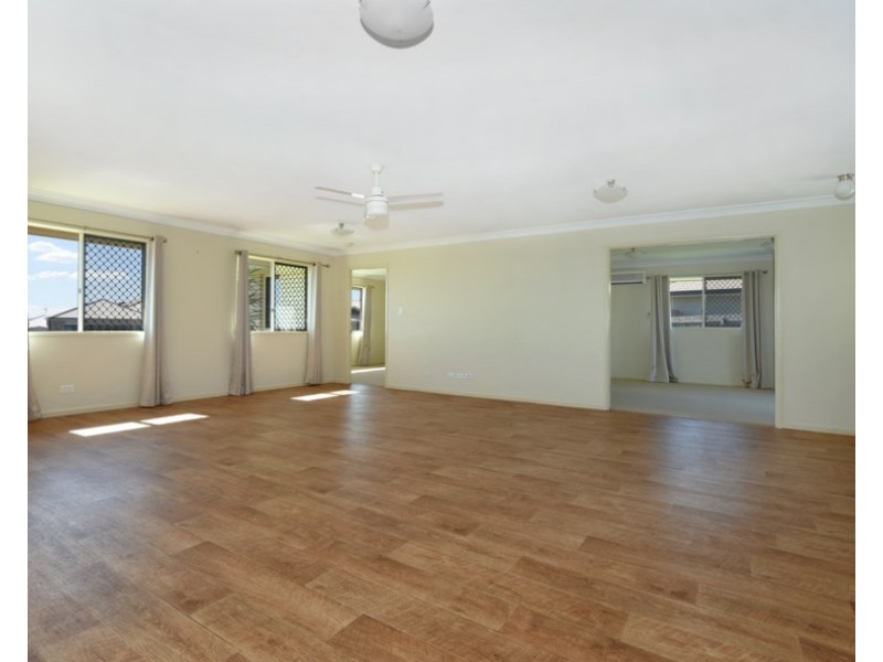 11 Quail Crescent, Highfields QLD 4352