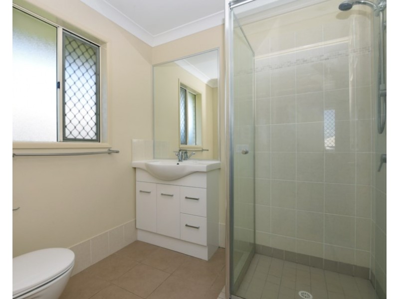 11 Quail Crescent, Highfields QLD 4352