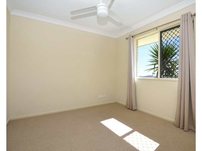 11 Quail Crescent, Highfields QLD 4352