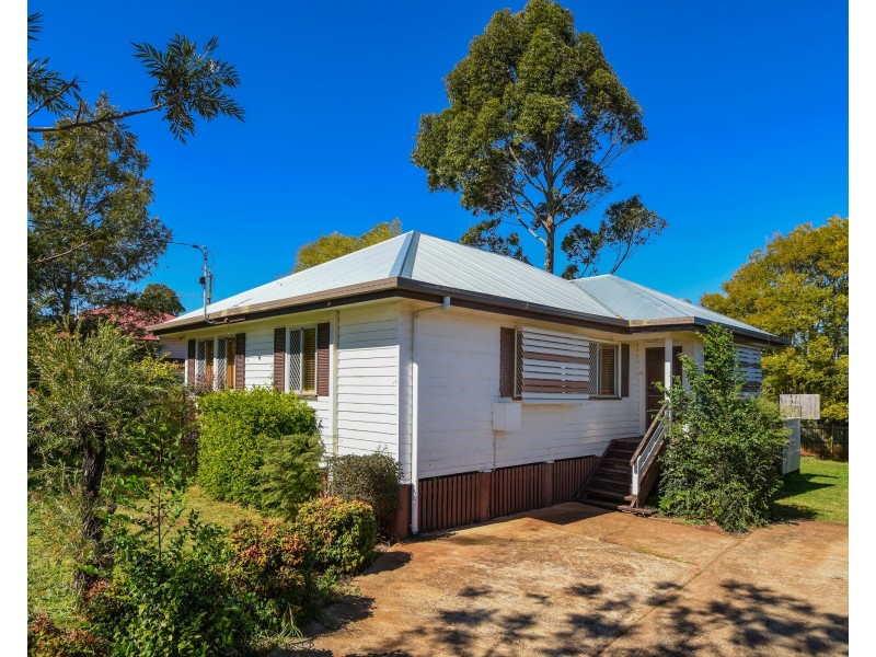 2 Walsh Street, Harlaxton QLD 4350