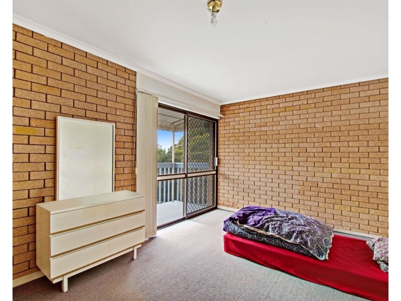266 West Street, Kearneys Spring QLD 4350