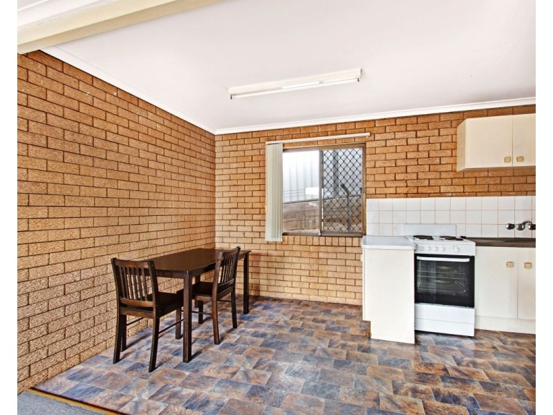 266 West Street, Kearneys Spring QLD 4350