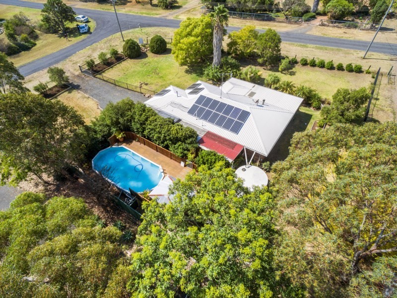2 Fiona Street, Kingsthorpe QLD 4400