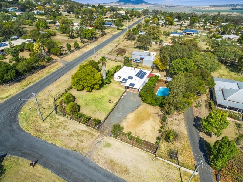 2 Fiona Street, Kingsthorpe QLD 4400