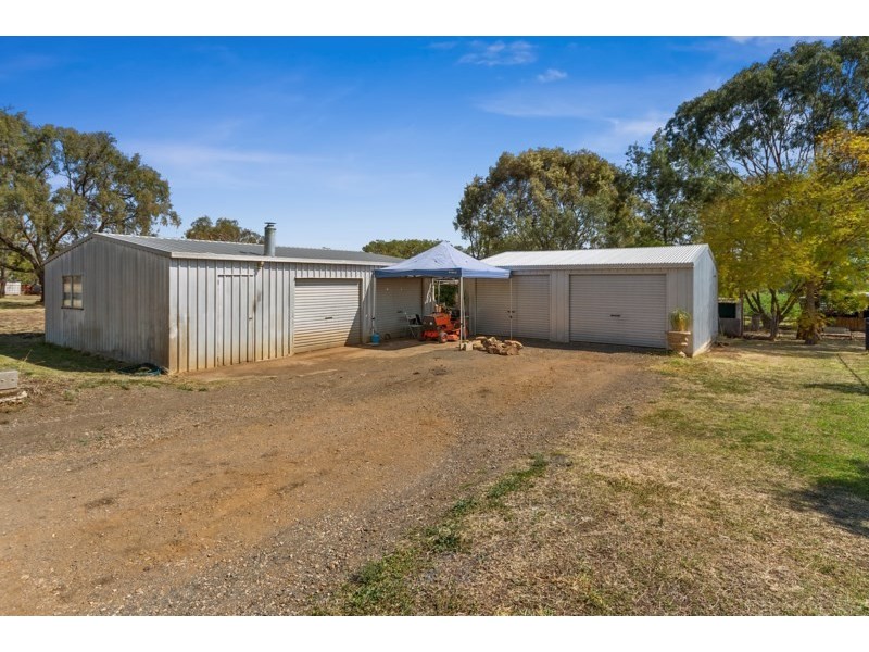 2 Fiona Street, Kingsthorpe QLD 4400