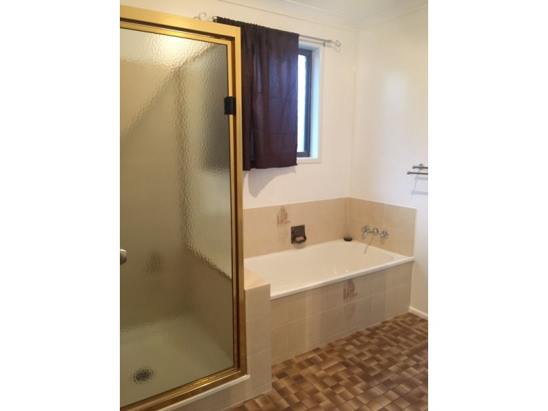 40 Marsala Street, Wilsonton Heights QLD 4350