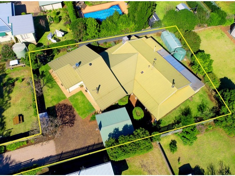 121C Mackenzie Street, East Toowoomba QLD 4350