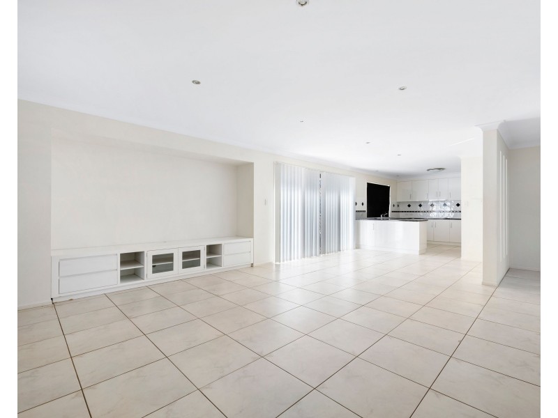 24 Whitman Street, Westbrook QLD 4350