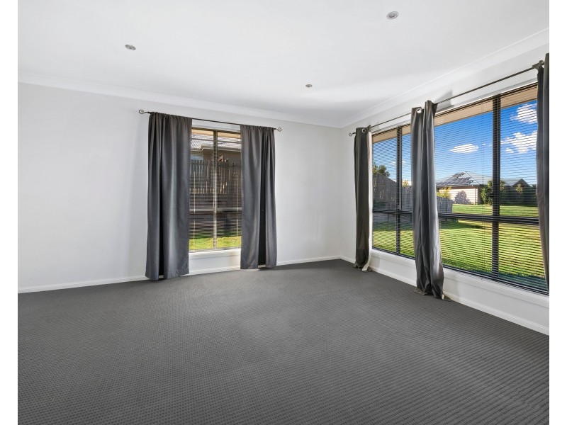 24 Whitman Street, Westbrook QLD 4350