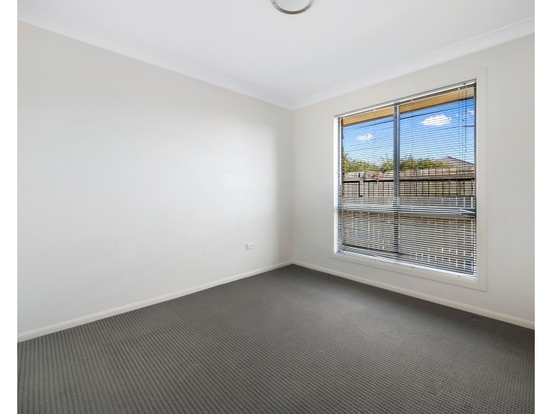 24 Whitman Street, Westbrook QLD 4350