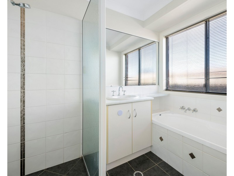 24 Whitman Street, Westbrook QLD 4350