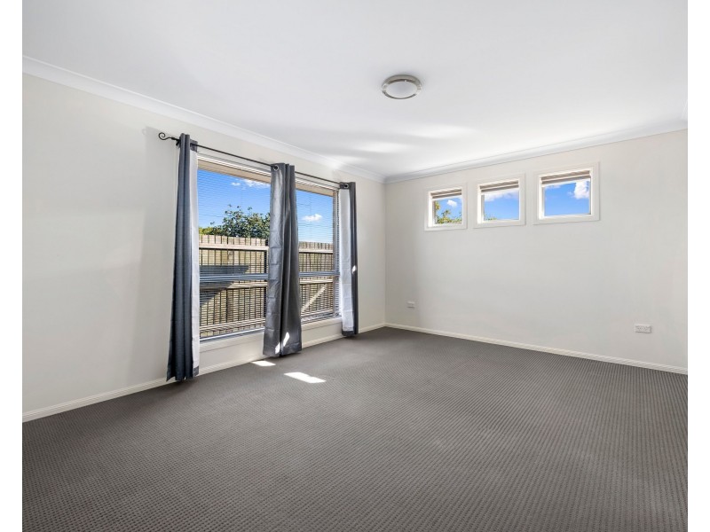 24 Whitman Street, Westbrook QLD 4350