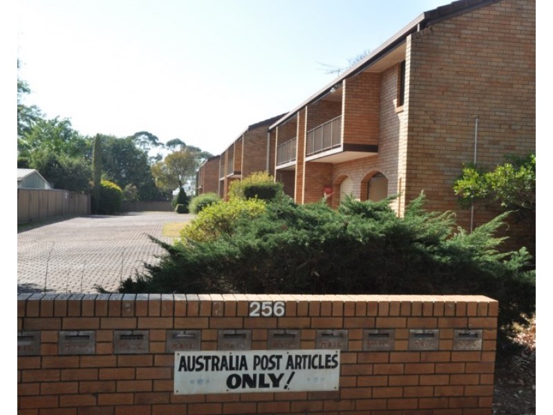 7/256 Geddes Street, Centenary Heights QLD 4350