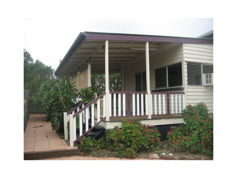 106 Holberton Street, Newtown QLD 4350