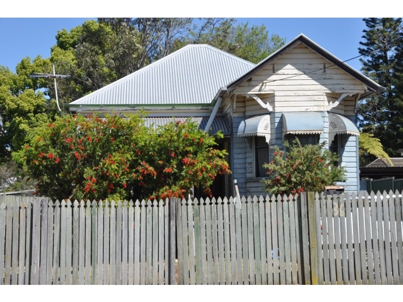 36 Charles Street, Newtown QLD 4350