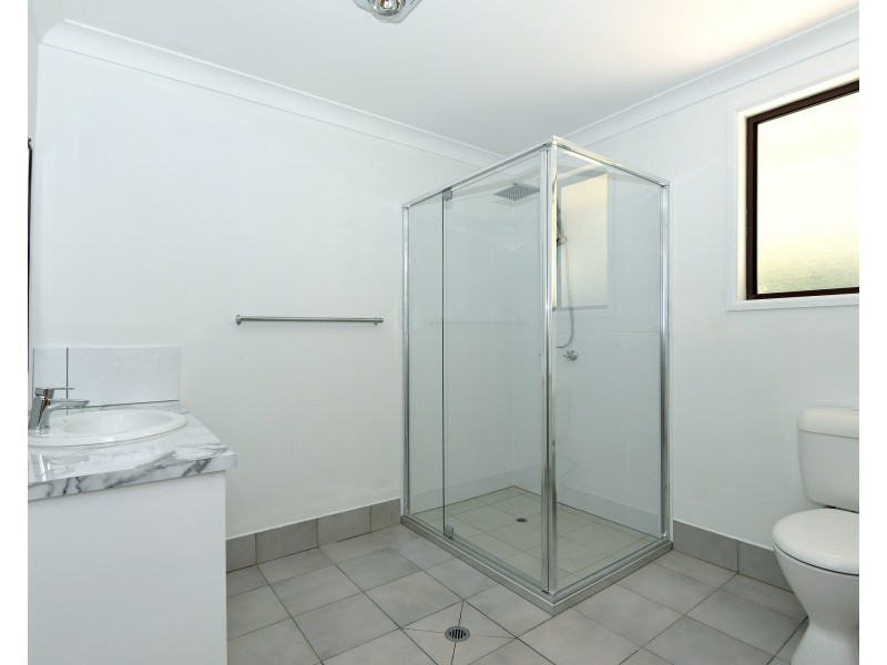 16 Littleton Drive, Highfields QLD 4352