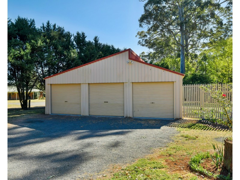16 Littleton Drive, Highfields QLD 4352