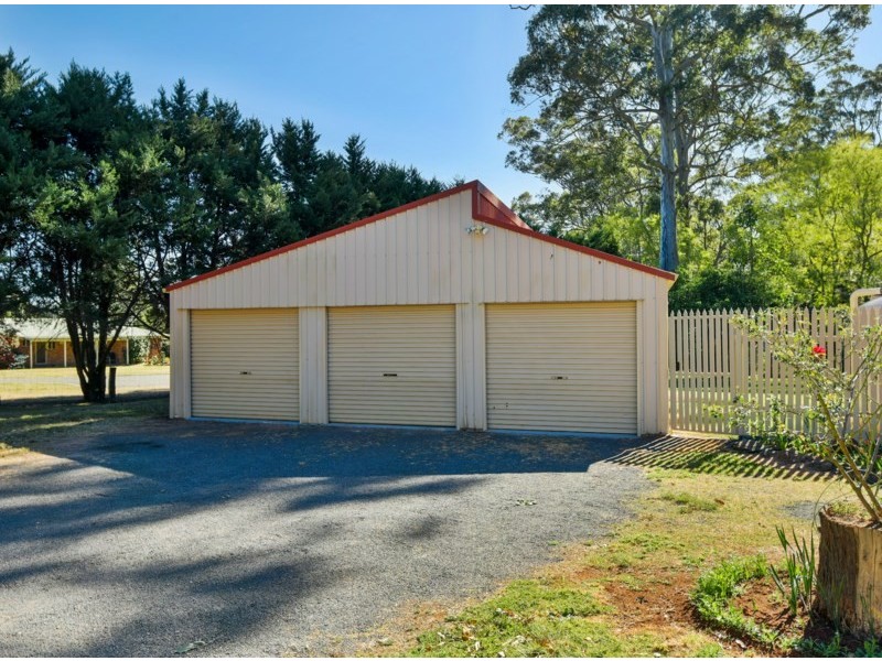 16 Littleton Drive, Highfields QLD 4352